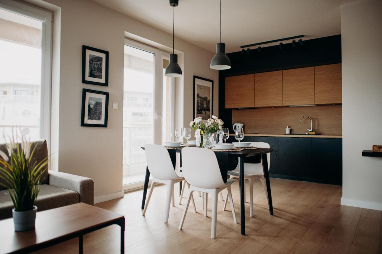 Apartamenty Vena วรอตซวาฟ ภายนอก รูปภาพ